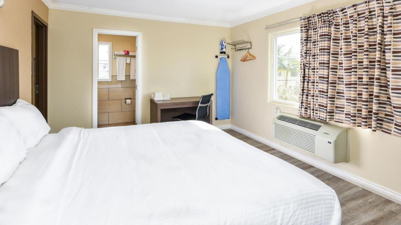 Sea Bright Inn Motel — photo 10