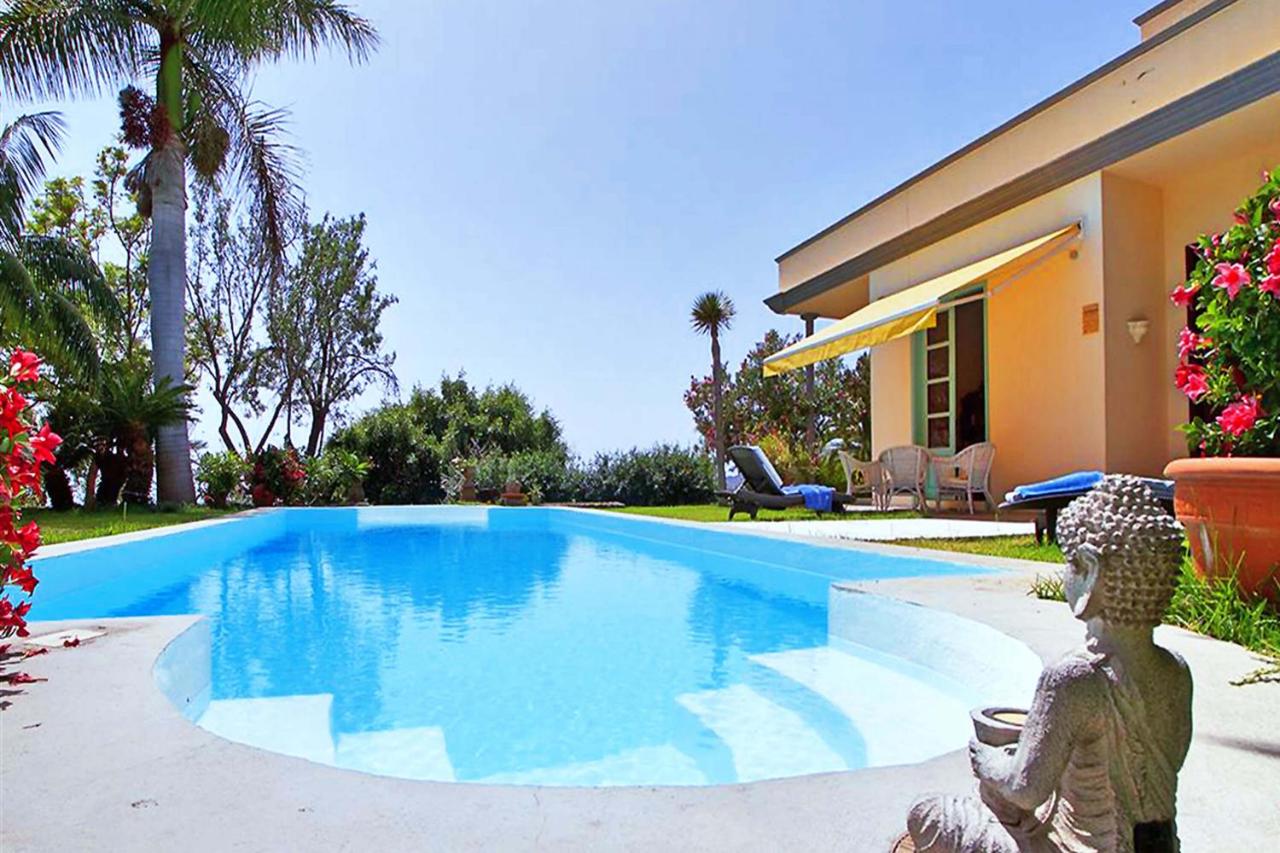 Villa Los Pedregales (Spanje Los Llanos de Aridane) - Booking.com