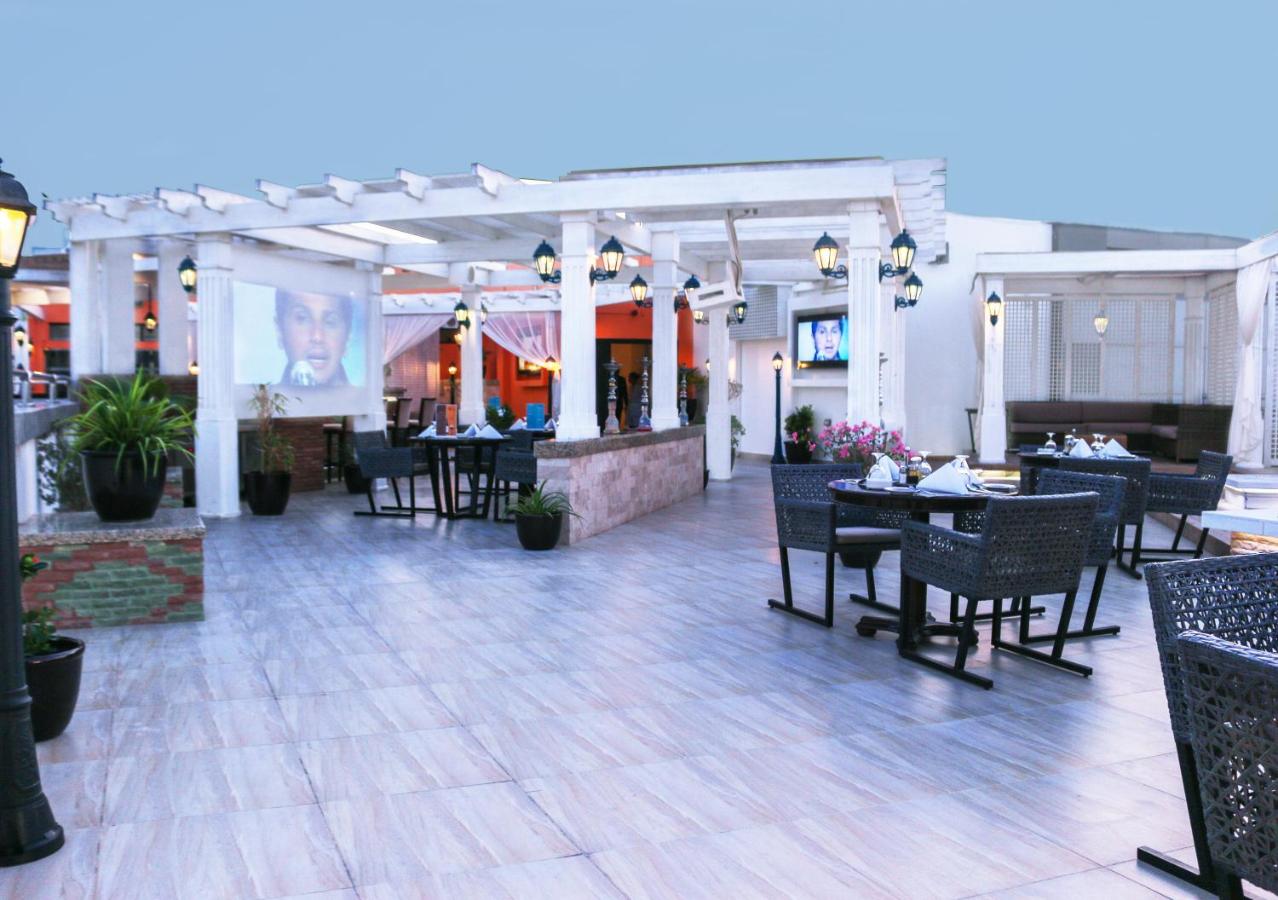Ramada Hotel and Suites Amwaj Islands photo