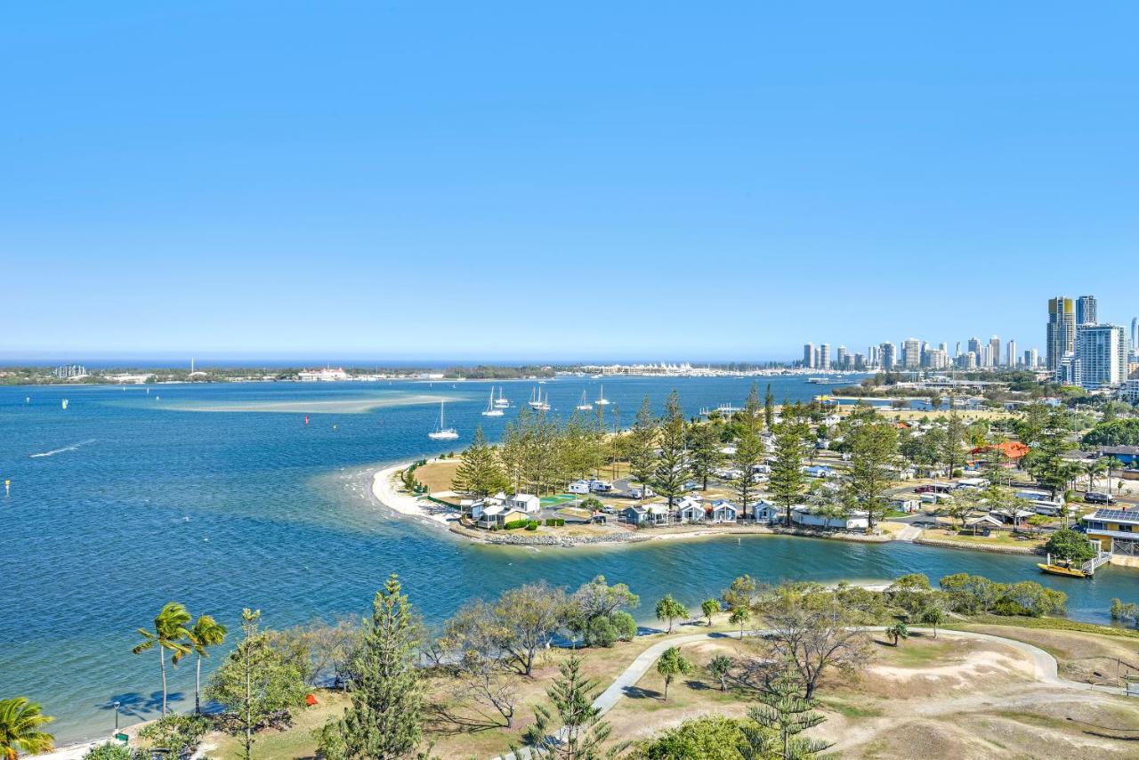 Crystal Bay On The Broadwater photo