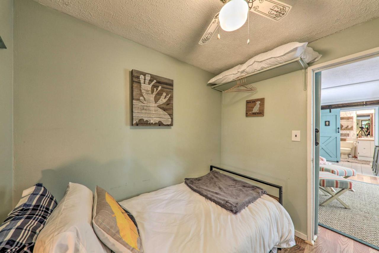 Lodging on Center Hill Lake — photo 17