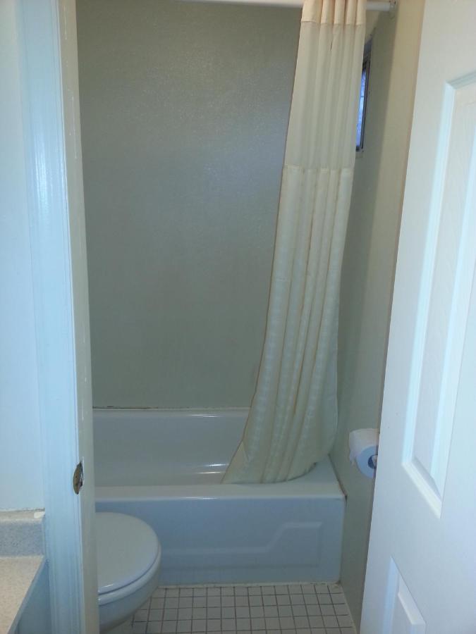 Americana Motel — photo 15
