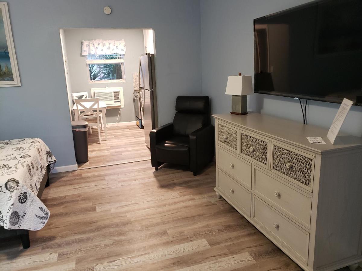 Ashley Brooke Beach Resort — photo 15