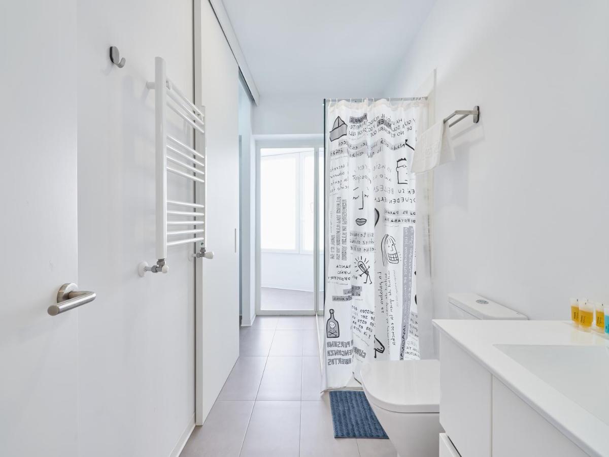 Apartment My City Home Plaza Castilla 3, Madrid, Spain ...
