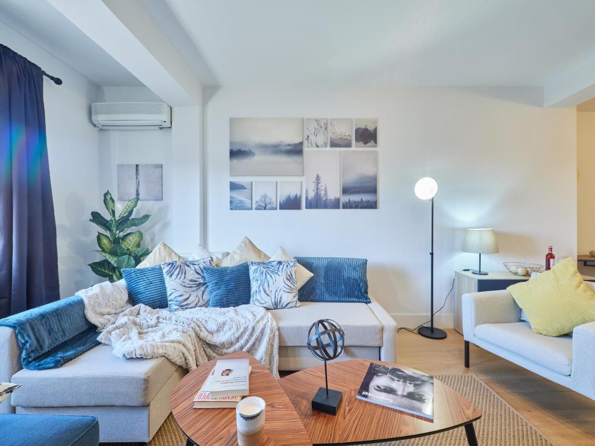 Apartment My City Home Plaza Castilla 3, Madrid, Spain ...
