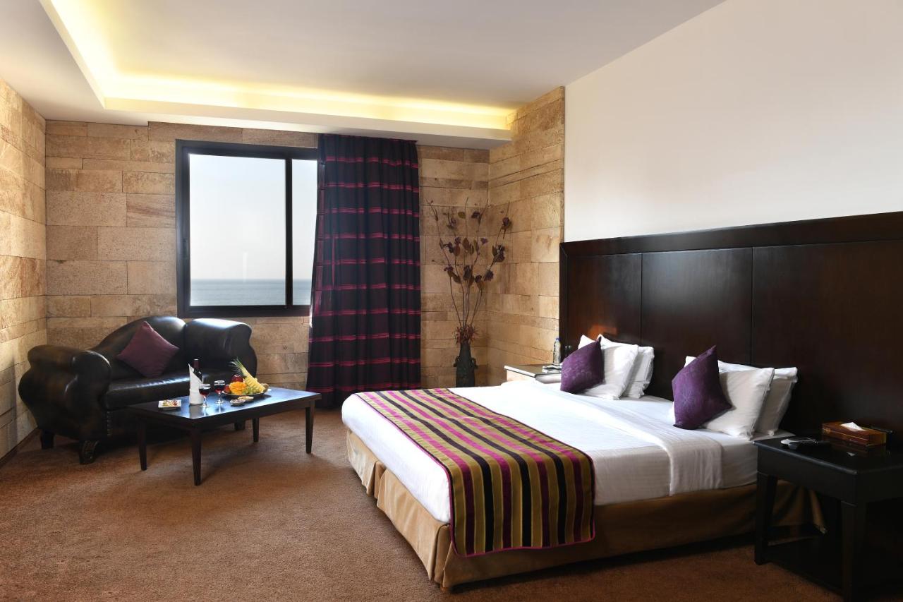 Reston Hotel photo