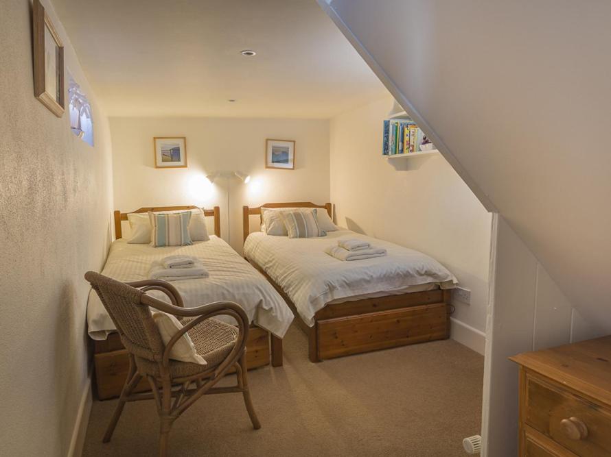 Ferry Steps Cottage - Laterooms