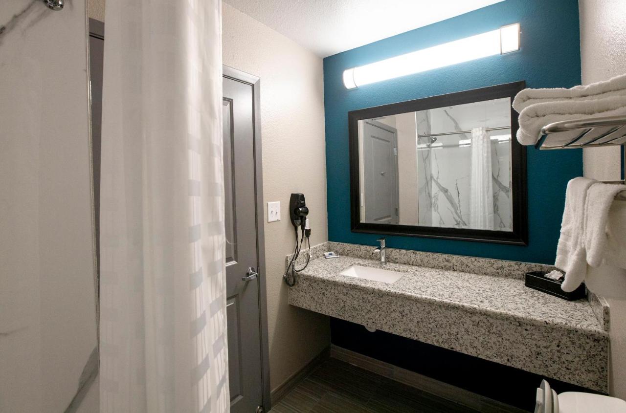 Executive Inn — photo 3