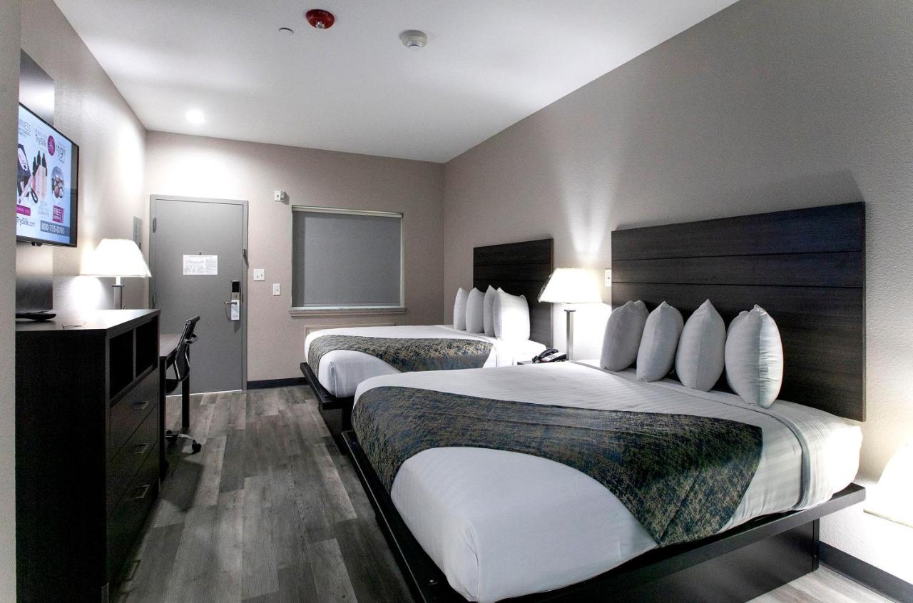Executive Inn — photo 19