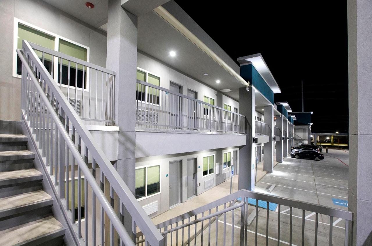 Executive Inn — photo 13