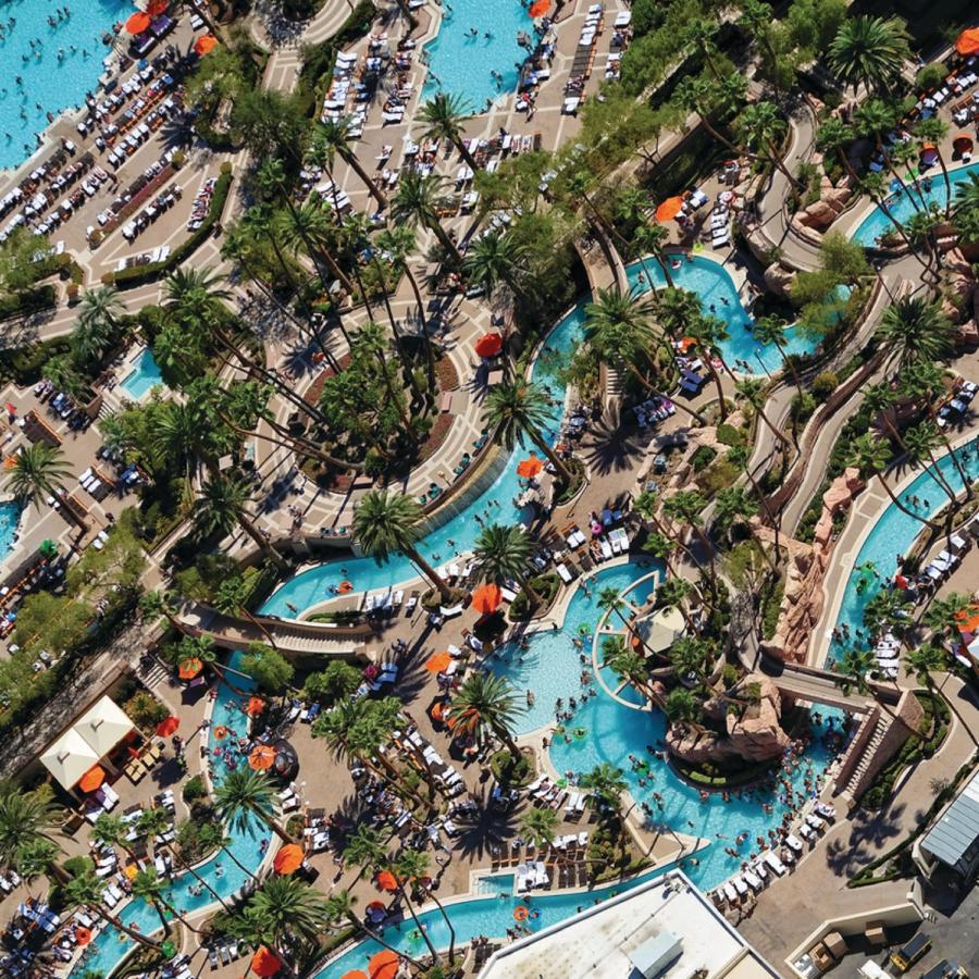 Heated swimming pool: SKYLOFTS at MGM Grand