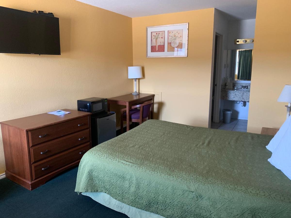 La Vista Inn Motel — photo 15