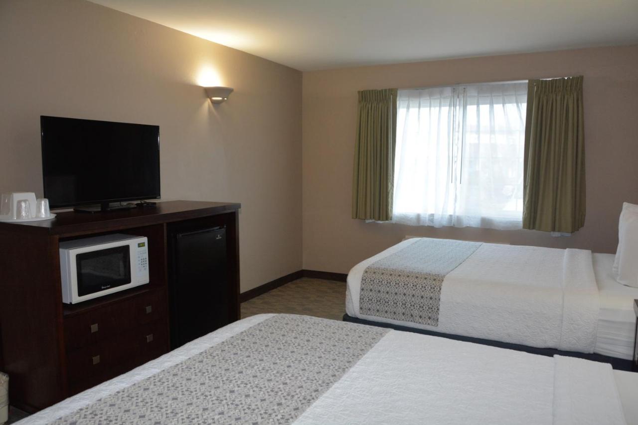 FairBridge Inn & Suites DuPont — photo 24