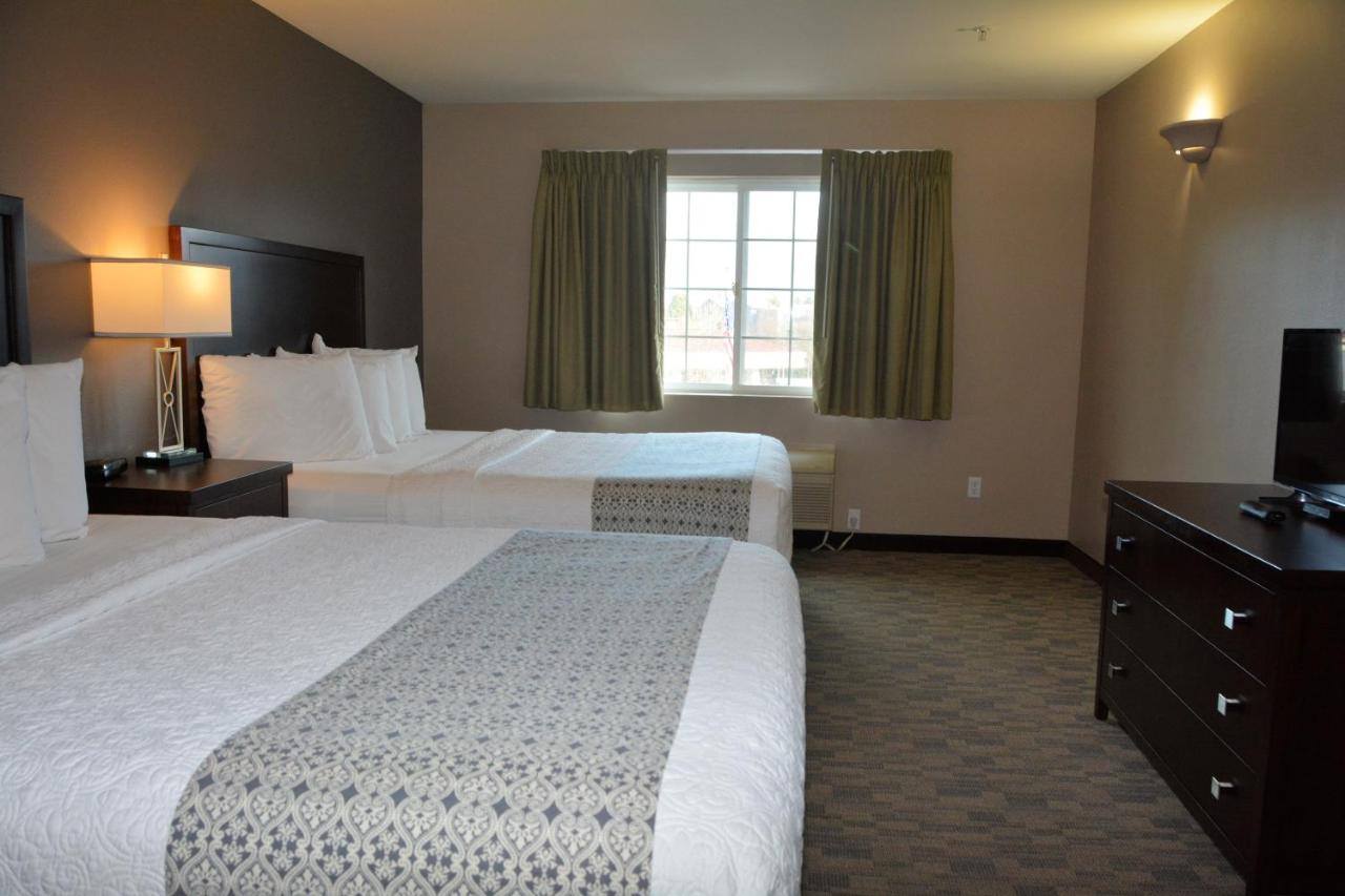 FairBridge Inn & Suites DuPont — photo 14