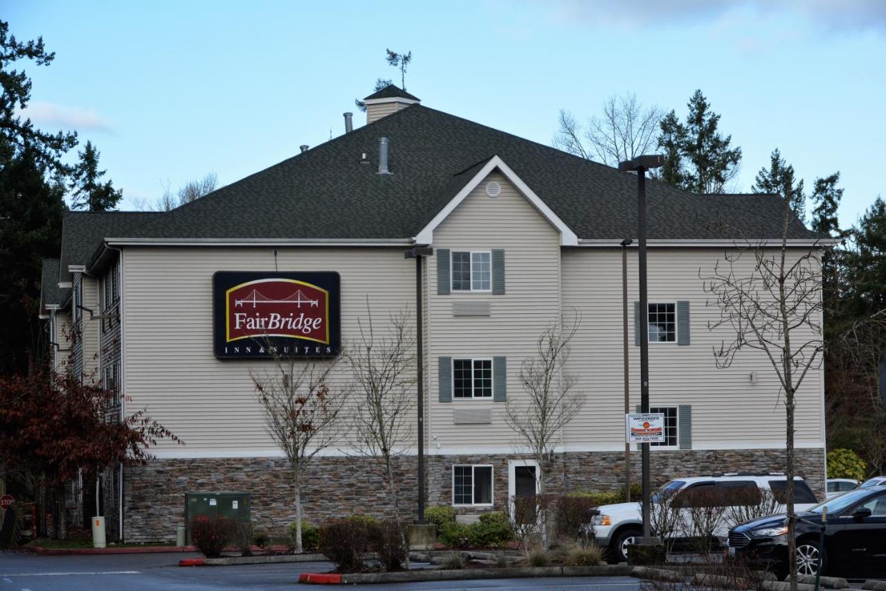 FairBridge Inn & Suites DuPont — photo 12