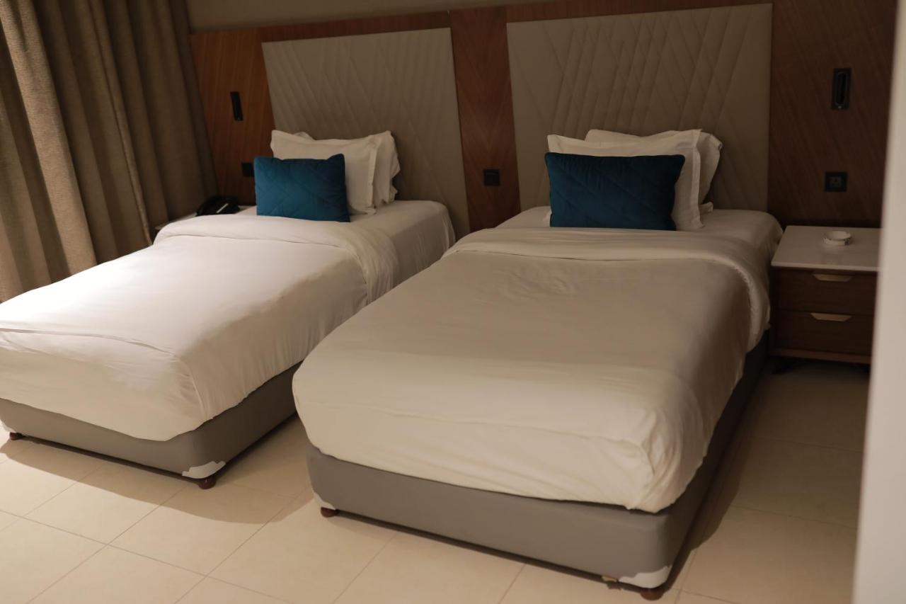 Ramee Palace Hotel photo