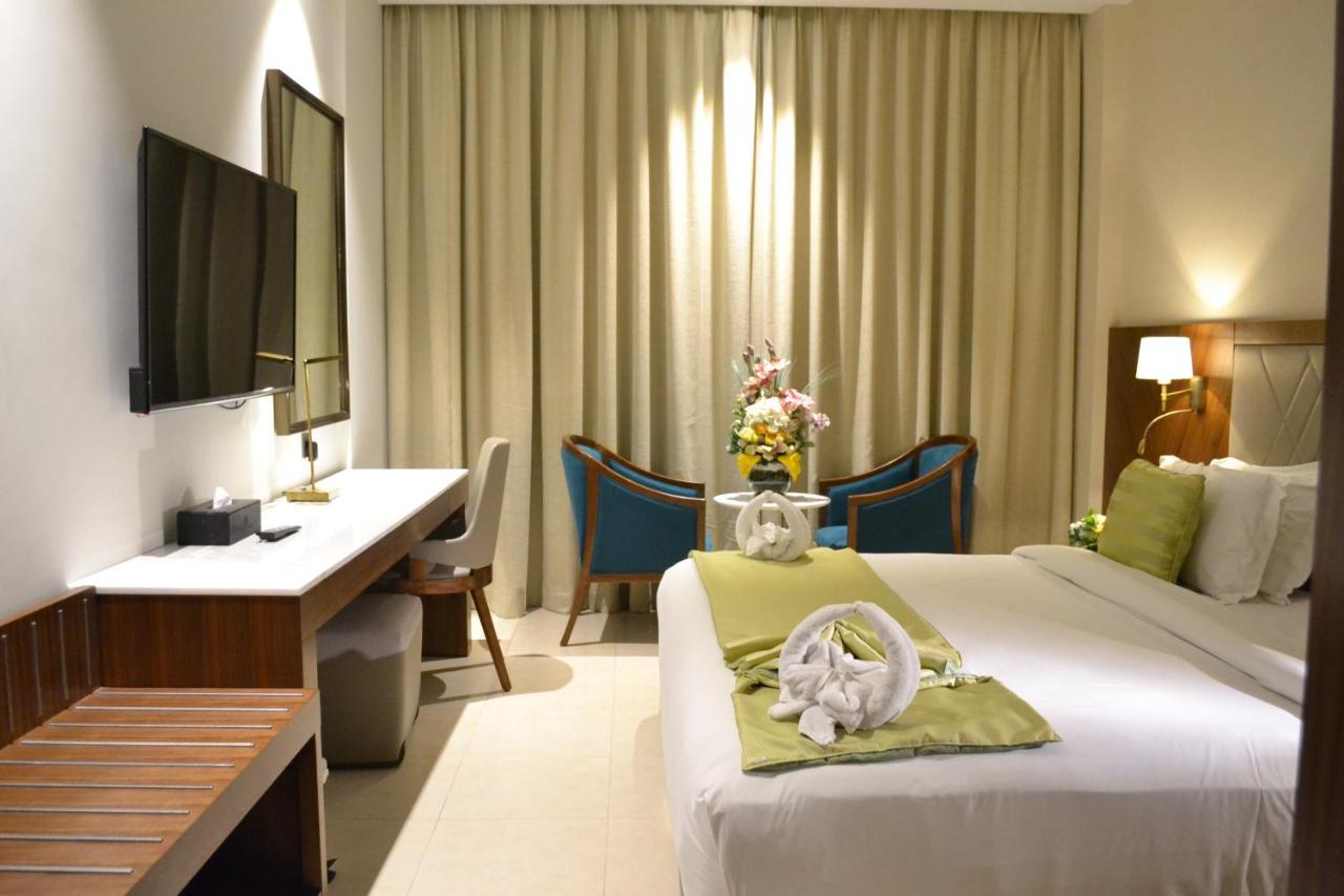 Ramee Palace Hotel photo