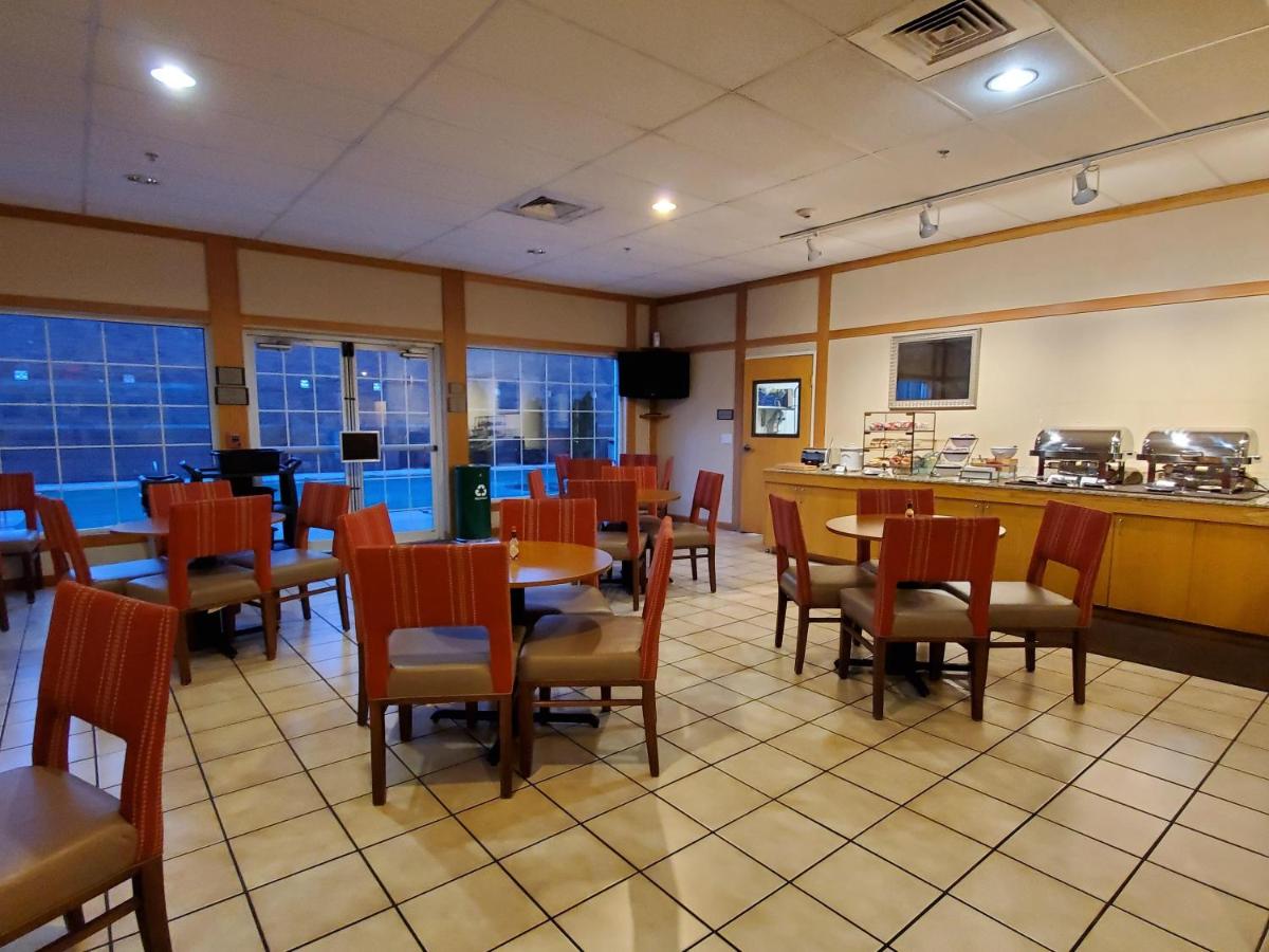 Country Inn — photo 20