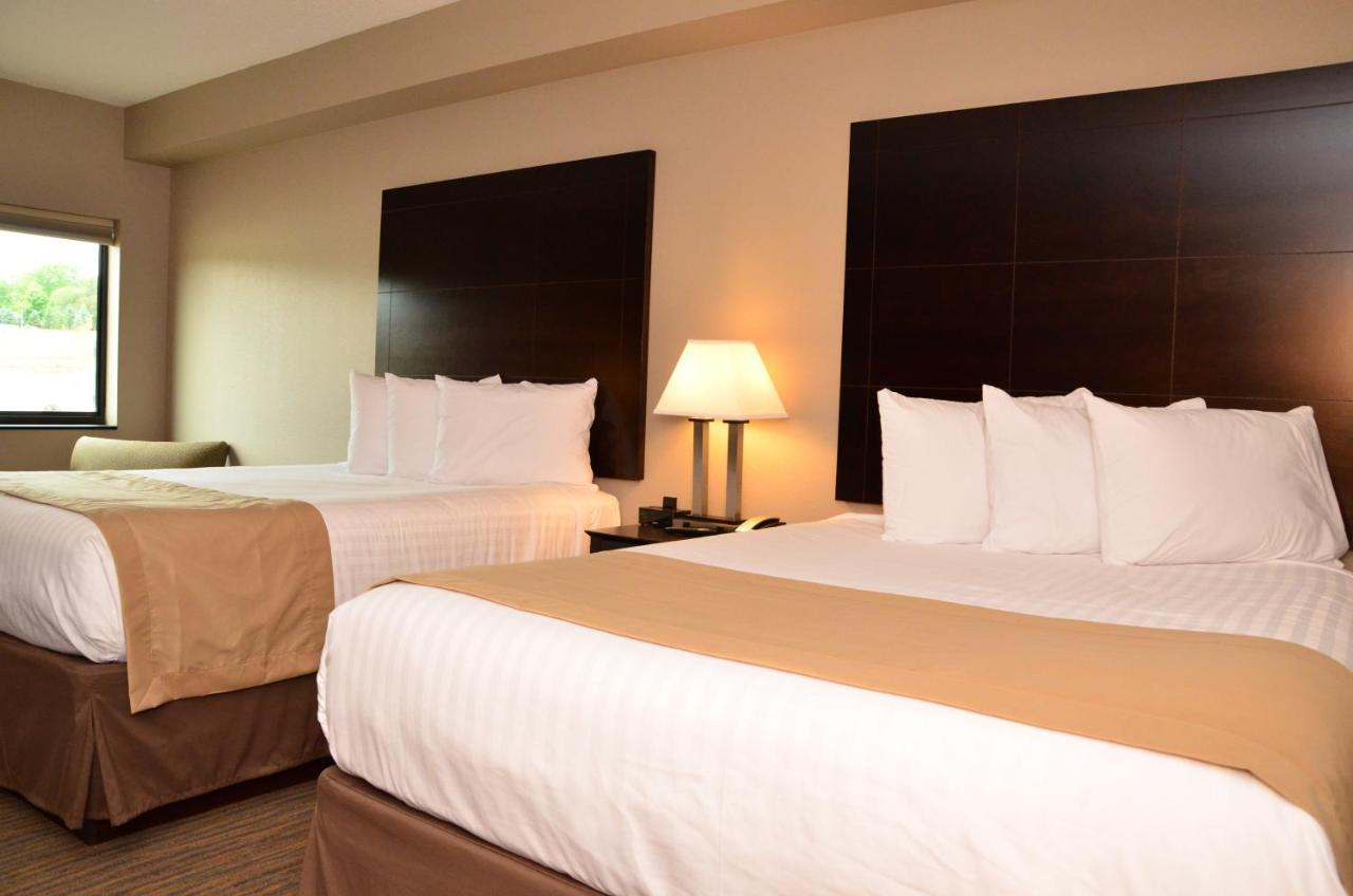 Qube Hotel - Polk City — photo 14
