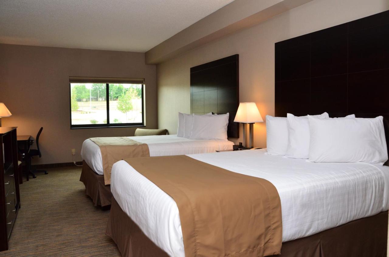 Qube Hotel - Polk City — photo 7