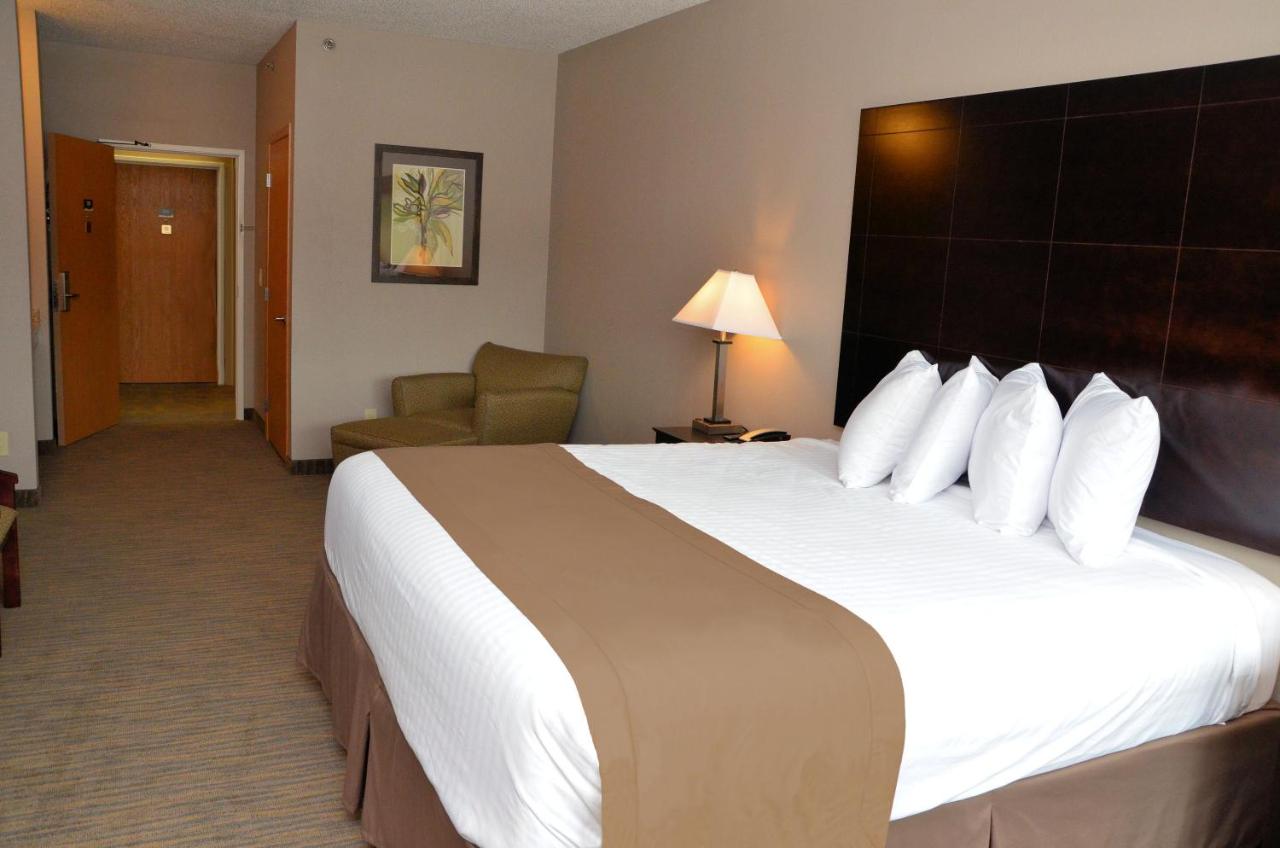 Qube Hotel - Polk City — photo 16