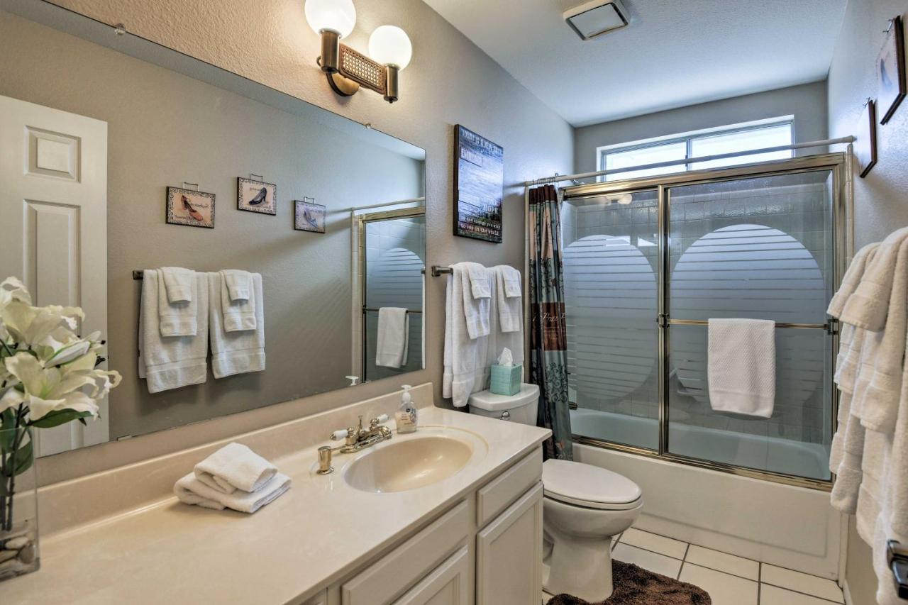 Mesa Retreat with Patio about 7 Mi to Riparian Preserve!