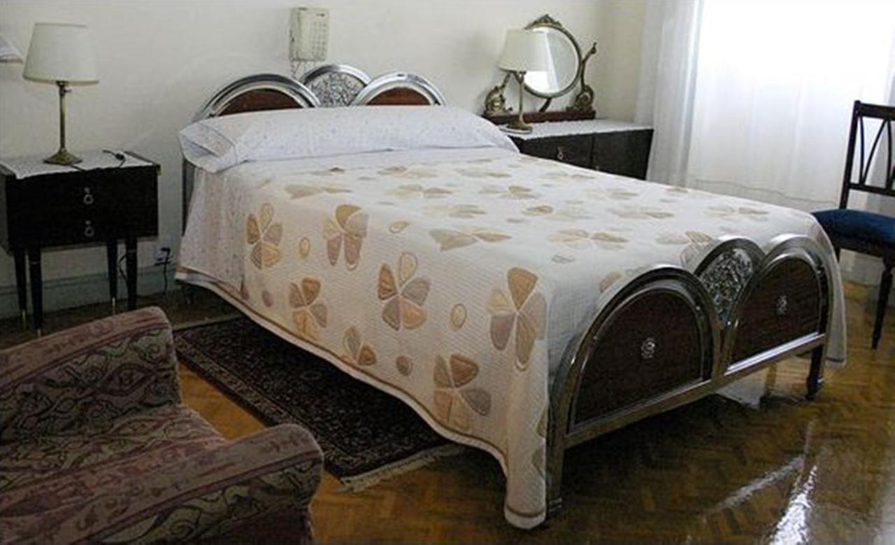 Hostal Delfina, Madrid – Updated 2022 Prices