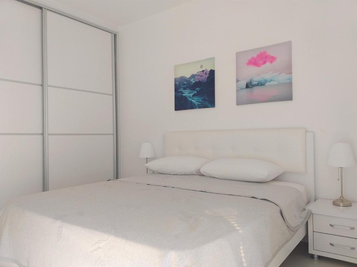 Grand Sea View Apartment photo