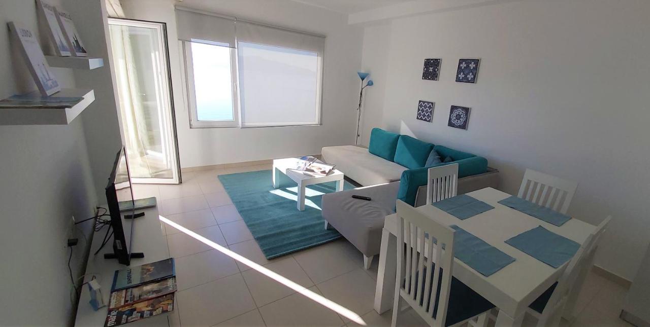 Grand Sea View Apartment photo