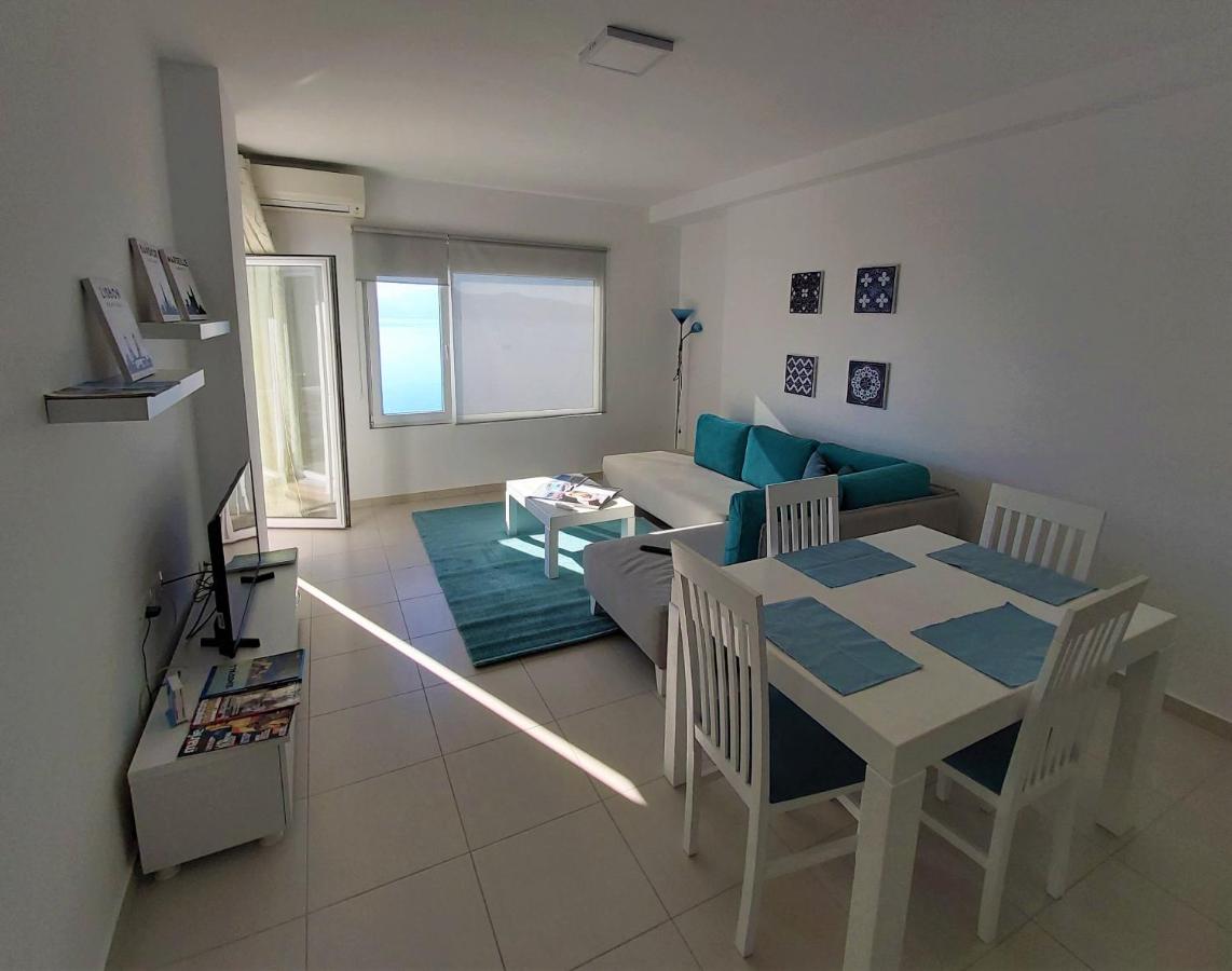 Grand Sea View Apartment photo