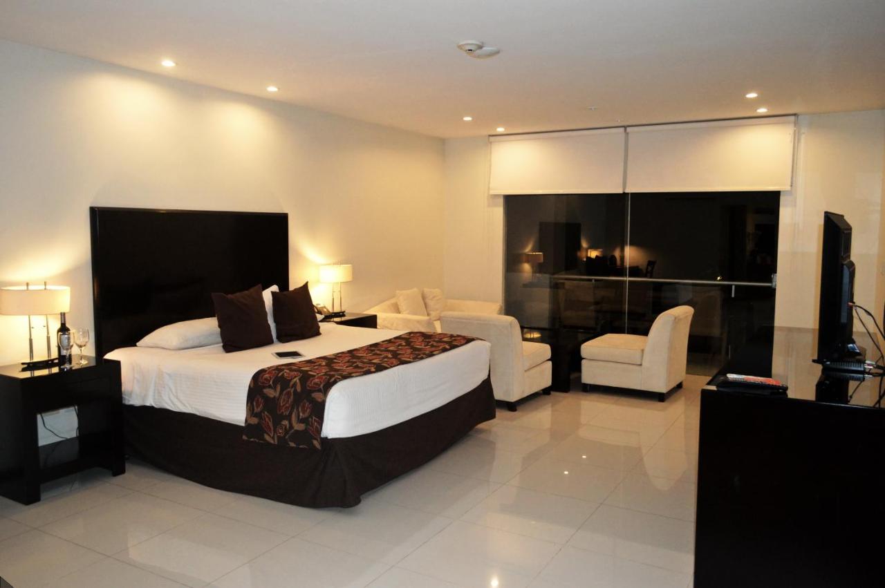 Sun Hotel photo