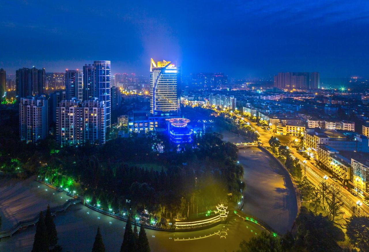 Felton Grand Hotel Chengdu photo