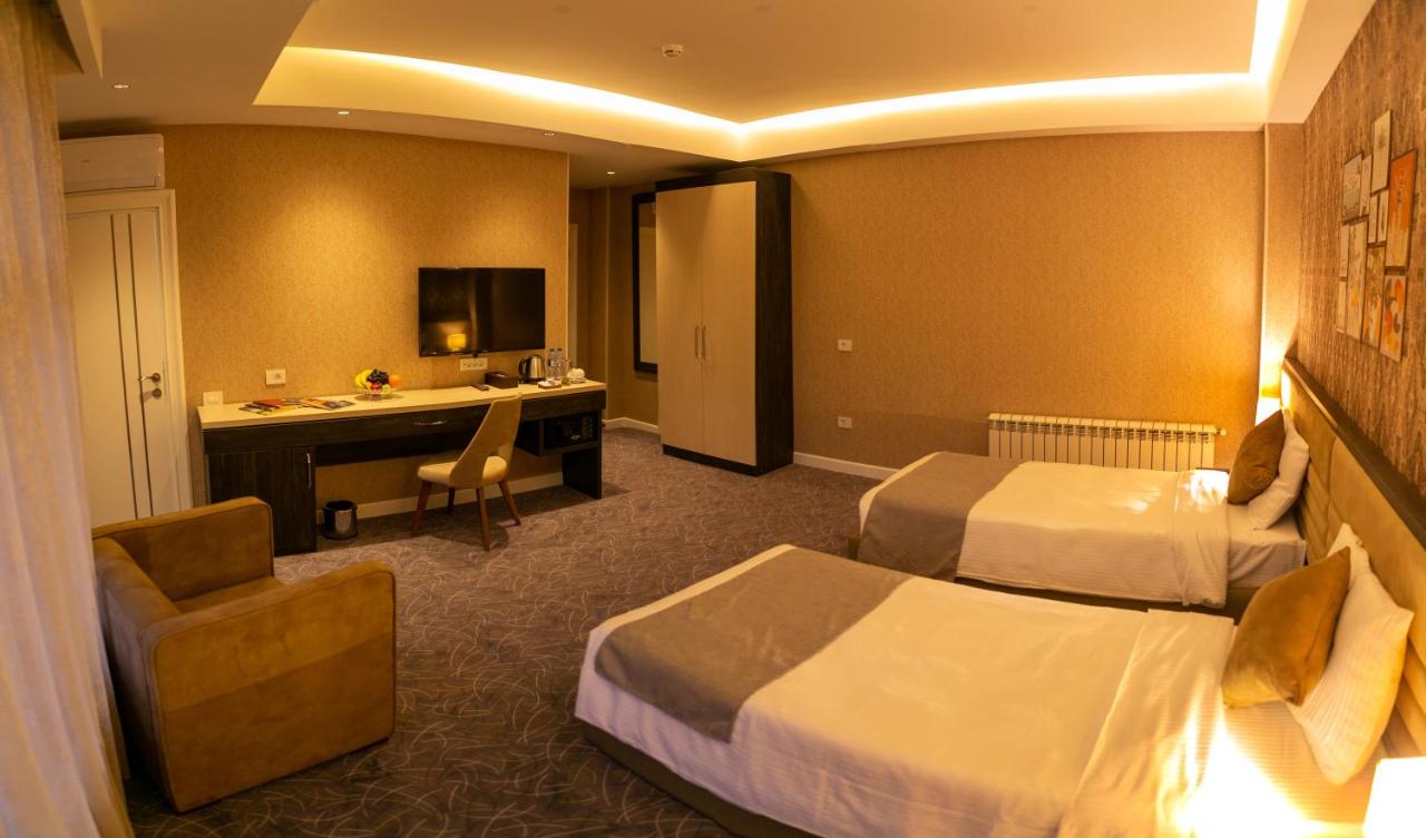 Parkway Inn Hotel & Spa photo