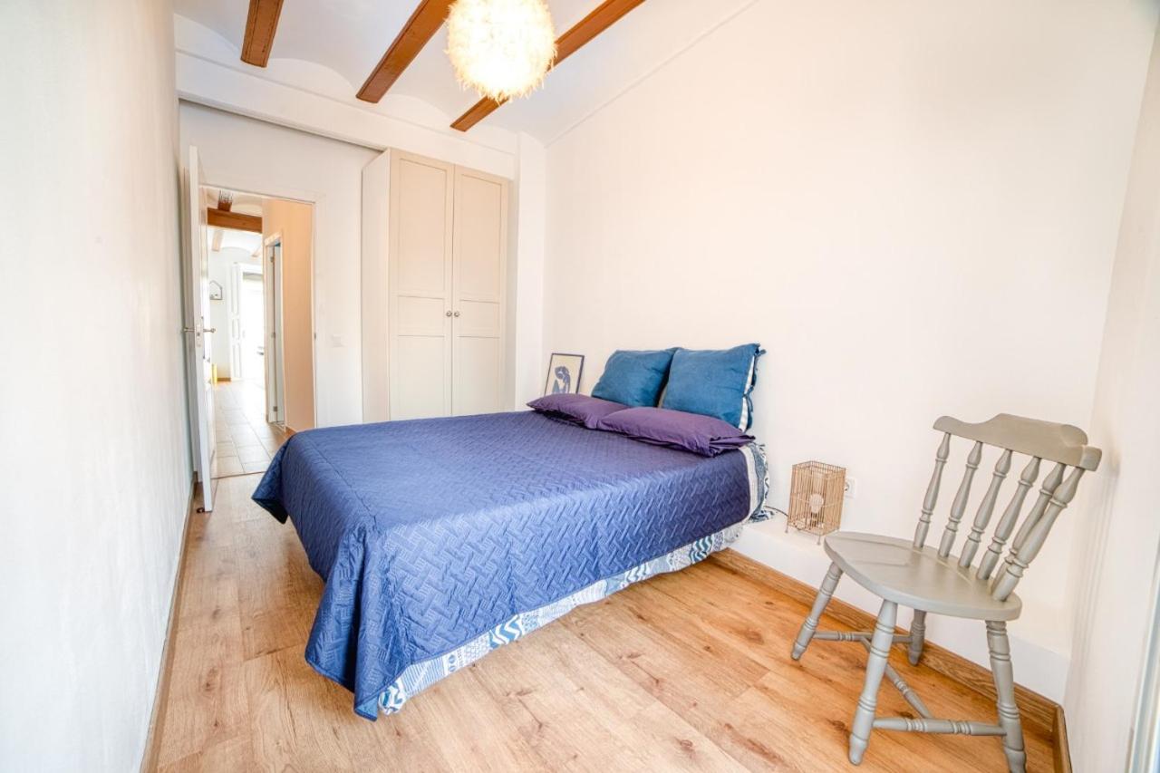 Apartment Beams & Bricks, Valencia, Spain - Booking.com