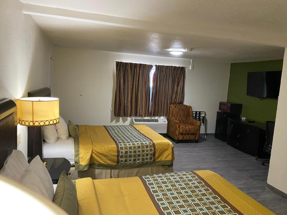 Palomino Motel — photo 13