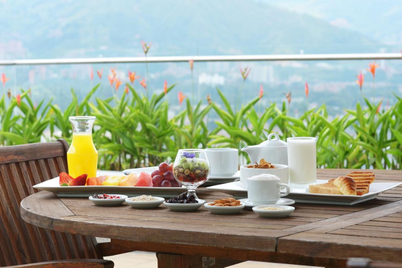 Hotel San Fernando Plaza photo