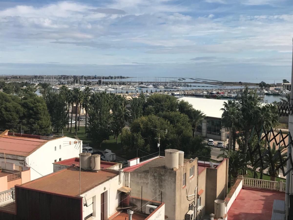 Apartamento Ático Port Sant Carles (España Sant Carles de la ...