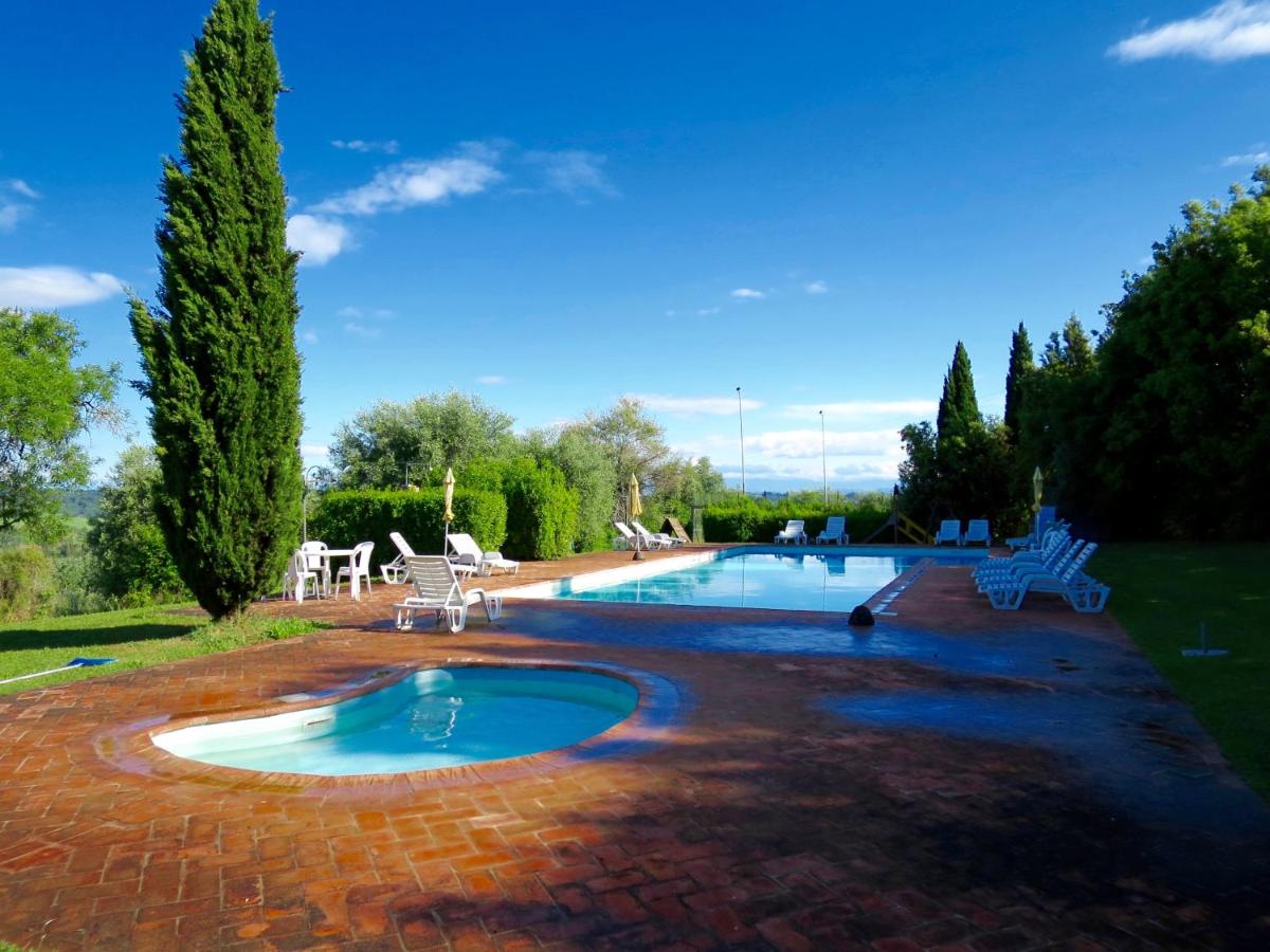 2-BR 1 bath abode with 2 AC units in the Chianti hills! - 4