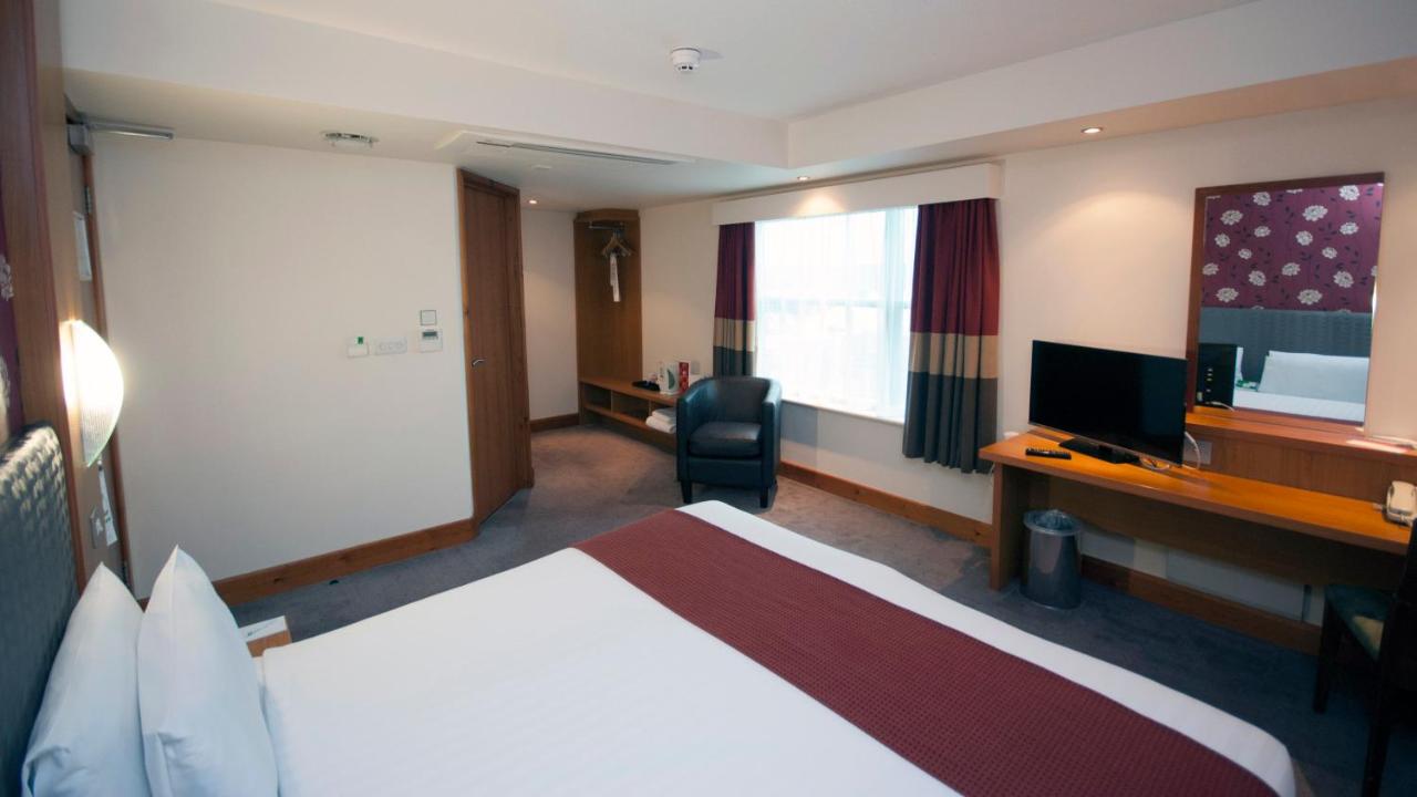 Holiday Inn MANCHESTER - CENTRAL PARK - Laterooms