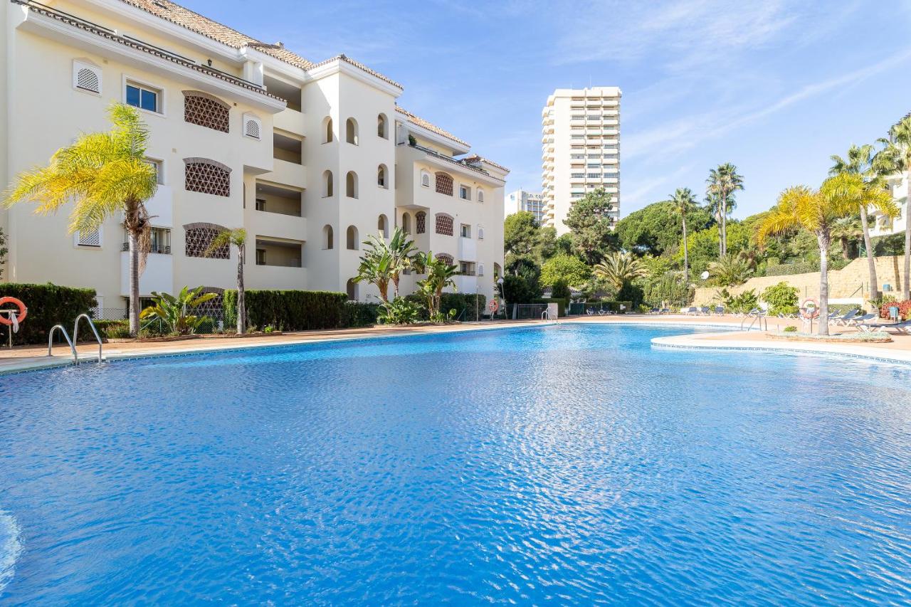 Beachside apartment in Elviria, Marbella, Spain - Booking.com