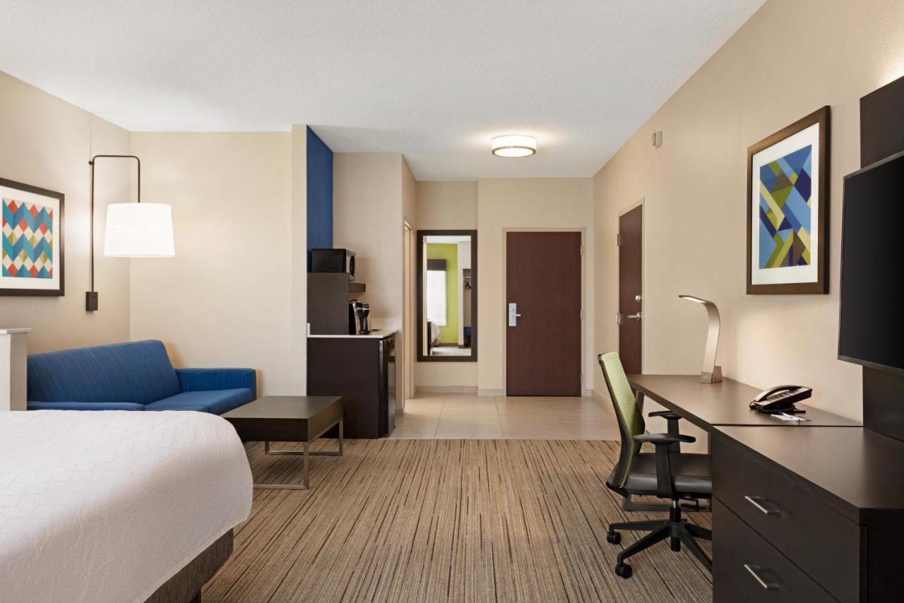 HiWay inn express — photo 23