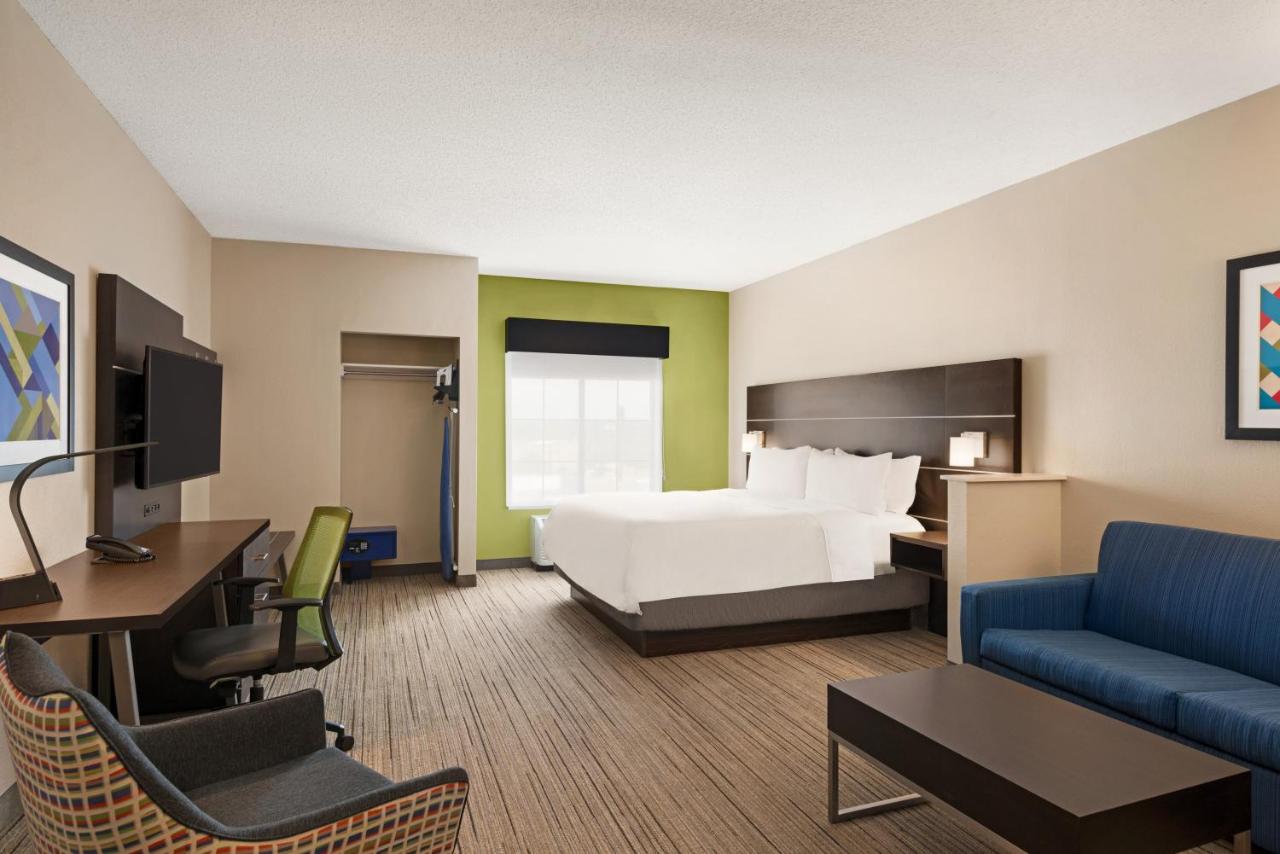 HiWay inn express — photo 20