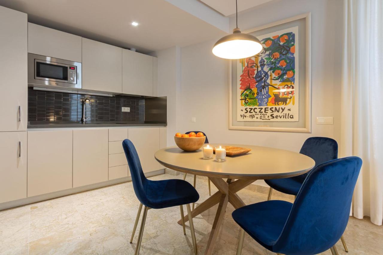 Alkazar Gardens Old Town 6 pax, Seville – Updated 2022 Prices