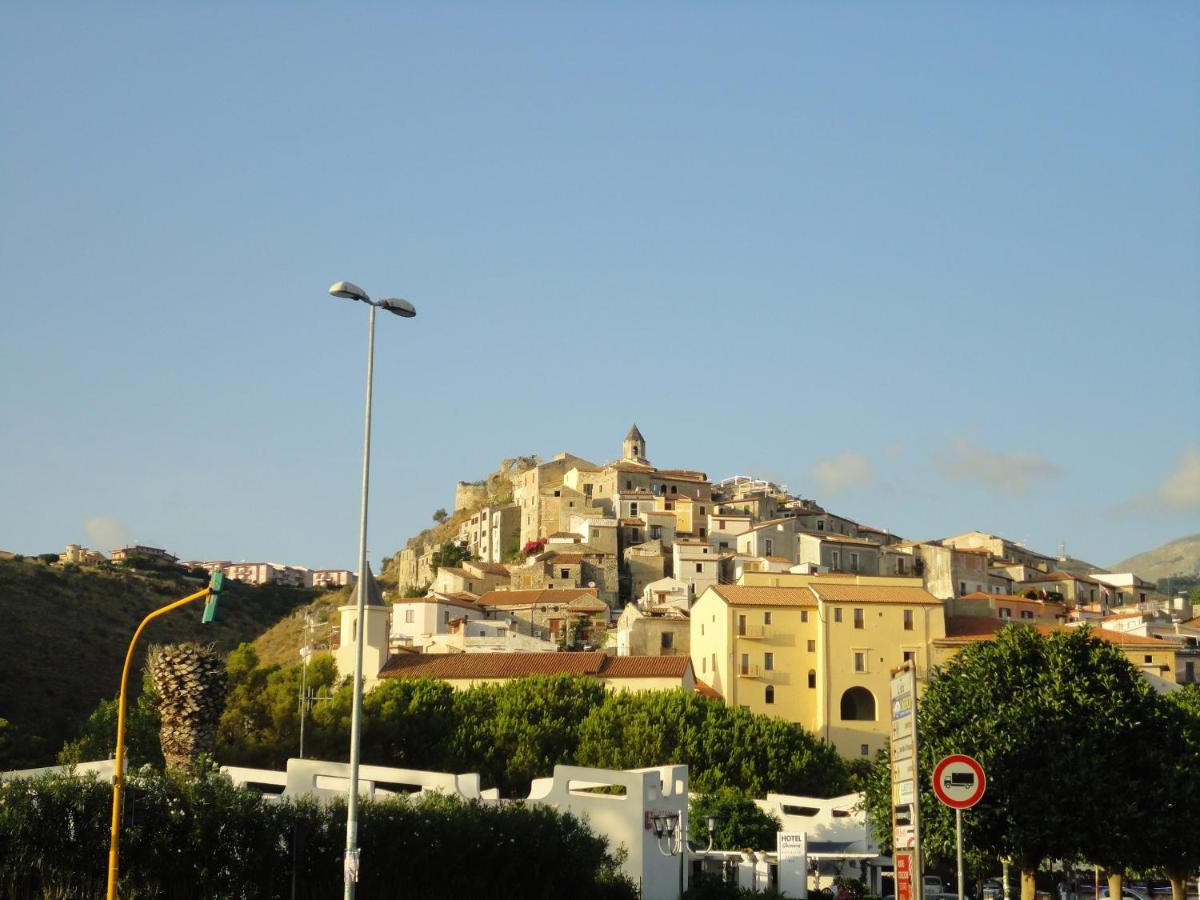 Duplex apartment 250 m from the sea photo