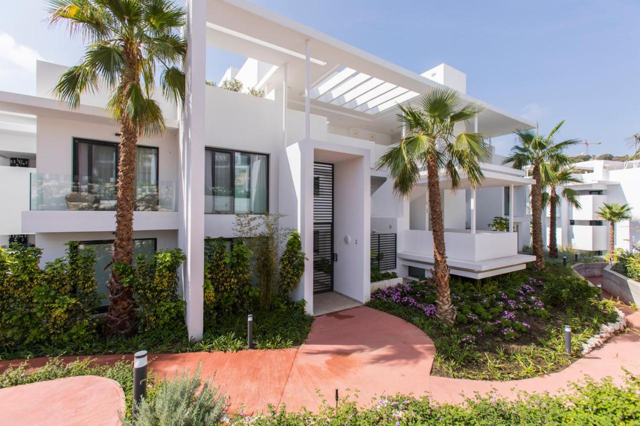 Luxury apartment in Atalaya Golf club, Behanavís, Marbella ...