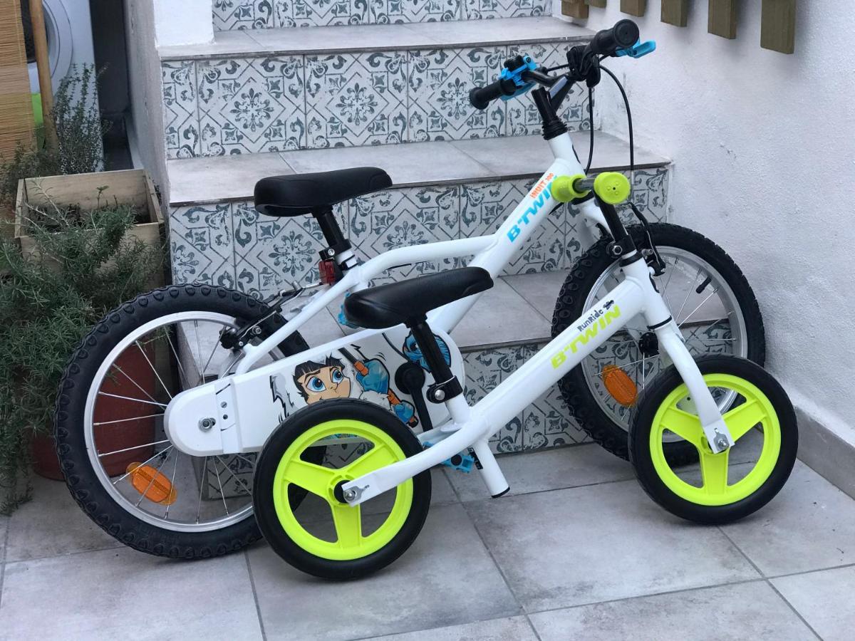 NEW LUXURY Malaga Beach House, 2 city bikes, 2 children's bikes, WiFi, BIG  terrace, BBQ, Family, Childfriendly, Málaga – Updated 2022 Prices