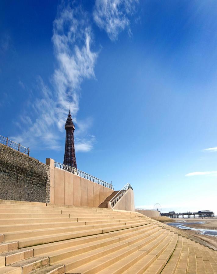 The Cliffs Hotel (Choice Hotels) Deals & Reviews, Blackpool | LateRooms.com