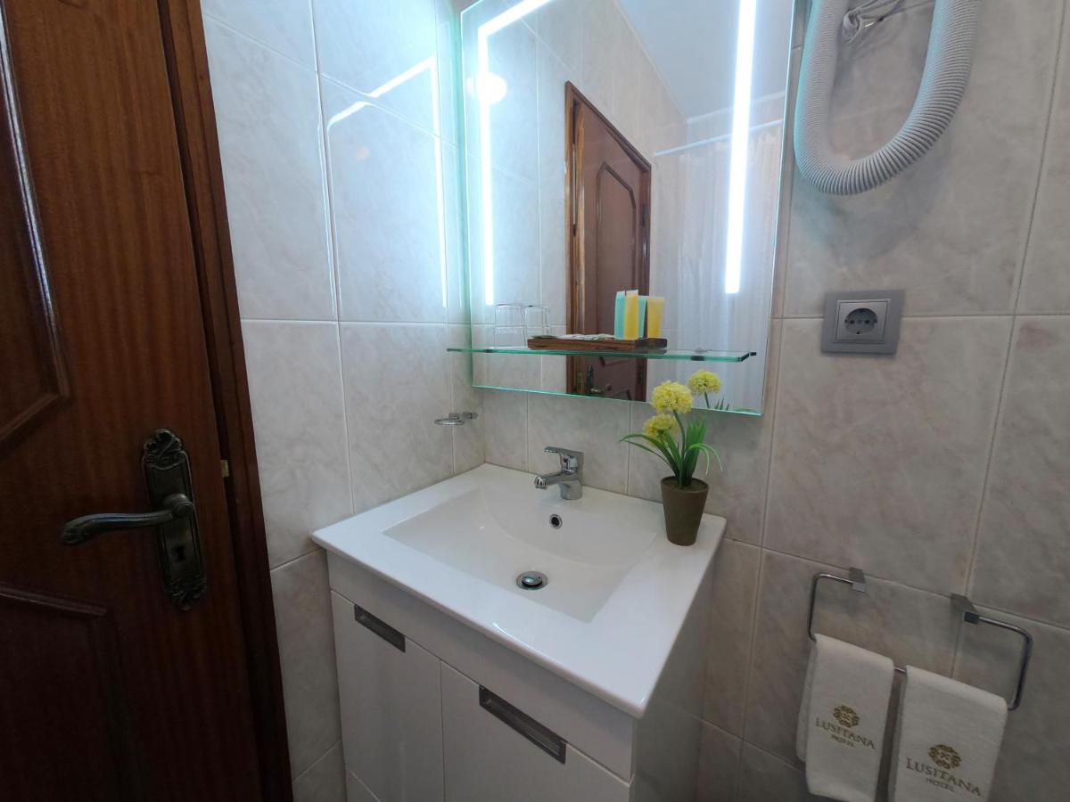 Lusitana Hotel - 3