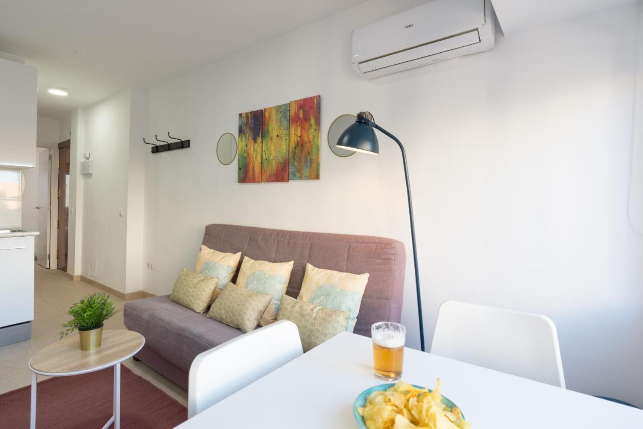 MP7 Renovated apartment right on the beach 700 meters away ...