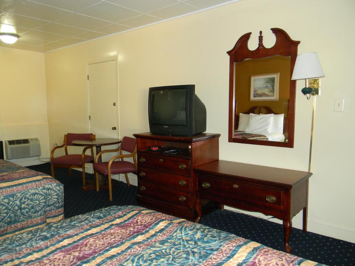 Fairfax Motel — photo 7